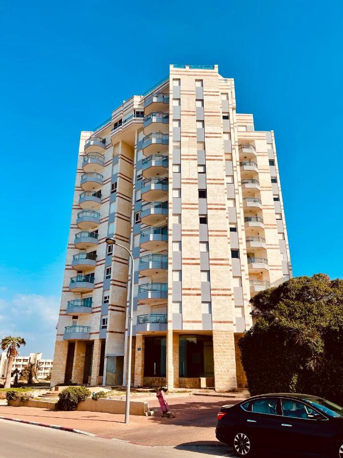 Royal Aparatment On The Sea , Blvd Nitza 34 네타니아 외부 사진