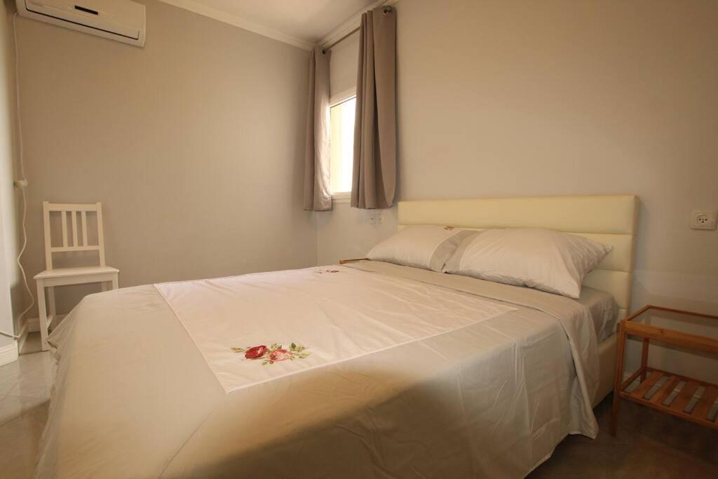 Royal Aparatment On The Sea , Blvd Nitza 34 네타니아 외부 사진