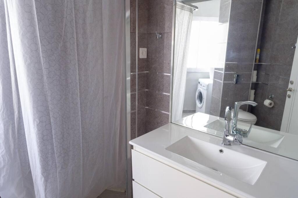 Royal Aparatment On The Sea , Blvd Nitza 34 네타니아 외부 사진