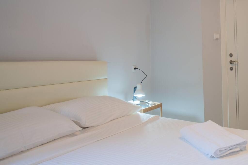 Royal Aparatment On The Sea , Blvd Nitza 34 네타니아 외부 사진