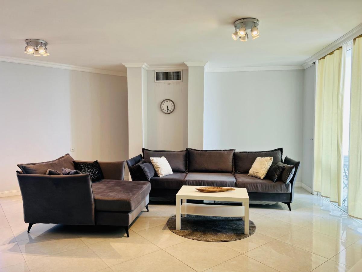 Royal Aparatment On The Sea , Blvd Nitza 34 네타니아 외부 사진