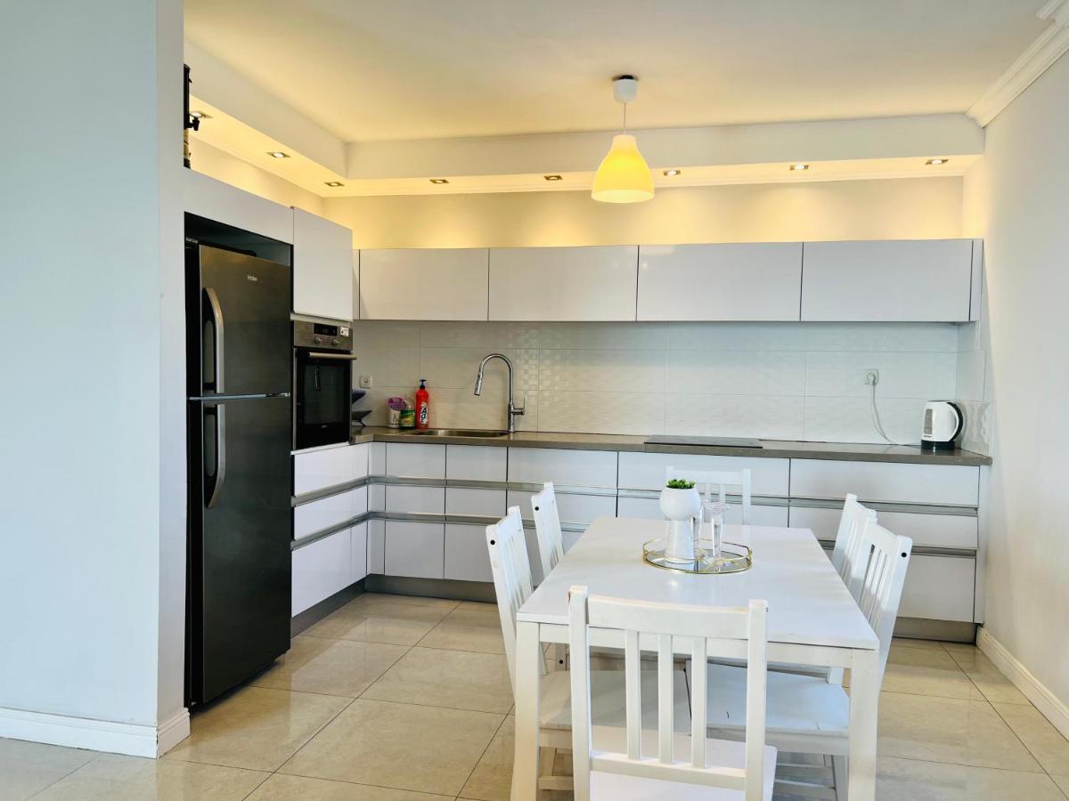 Royal Aparatment On The Sea , Blvd Nitza 34 네타니아 외부 사진